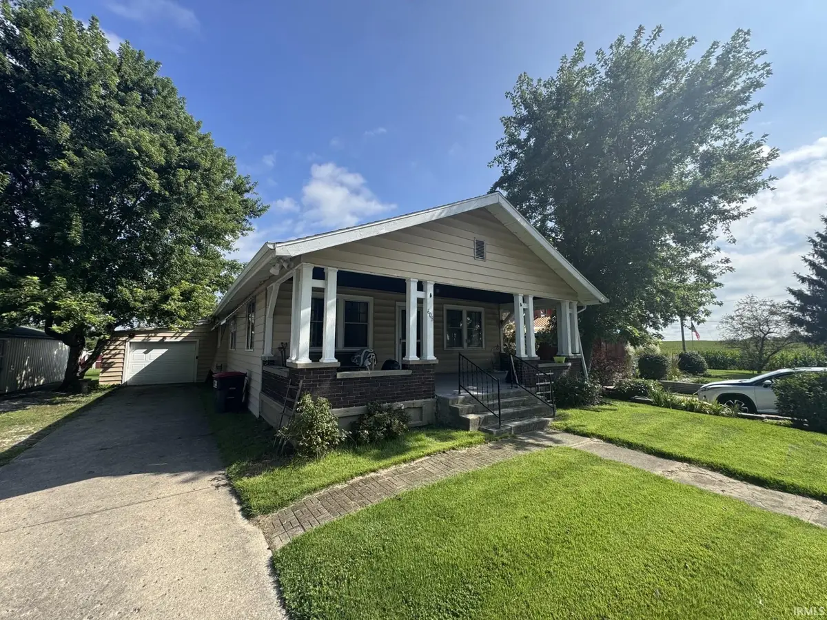 603 E 3rd Street, Brookston, IN 47923 - #1