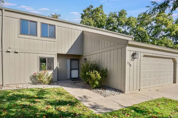 715 Vistula Terrace #1, Mishawaka, IN 46544