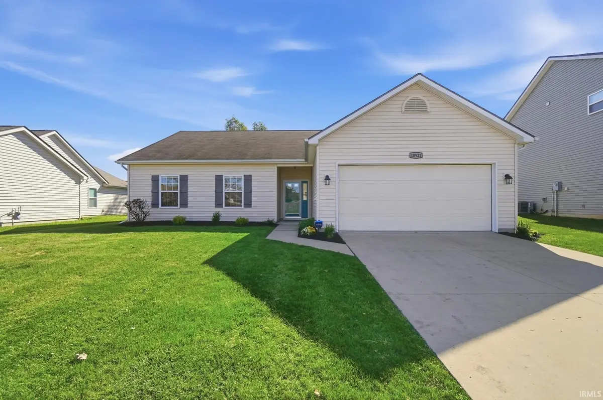 10921 Yalumba Pass, Roanoke, IN 46783 - #1