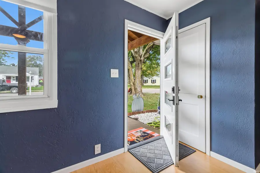 914 N Oxford Drive, Marion, IN 46952 - #3