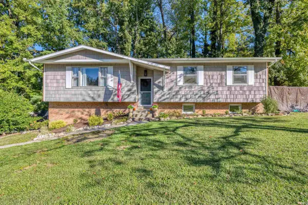712 Carole Place, Newburgh, IN 47630
