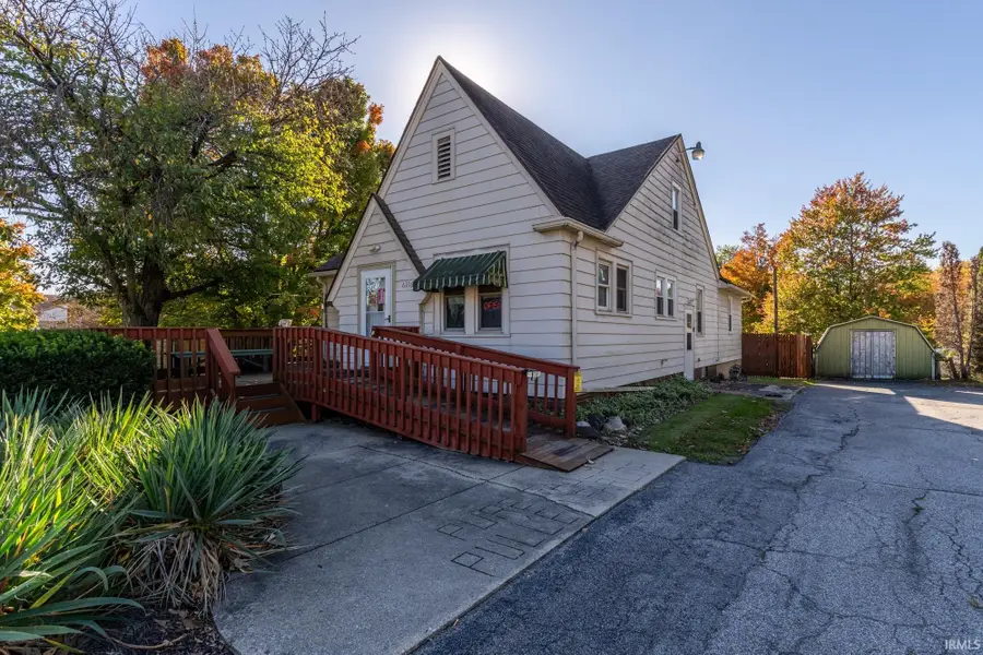6216 Fairfield Avenue, Fort Wayne, IN 46807 - #2