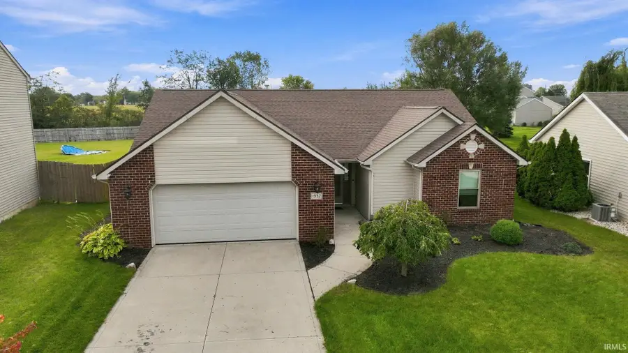 1932 Mark Anthony Crossing, Fort Wayne, IN 46818 - #2