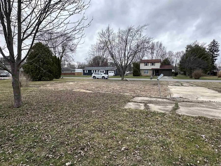 469 Indiana Avenue, Parker City, IN 47368 - #3
