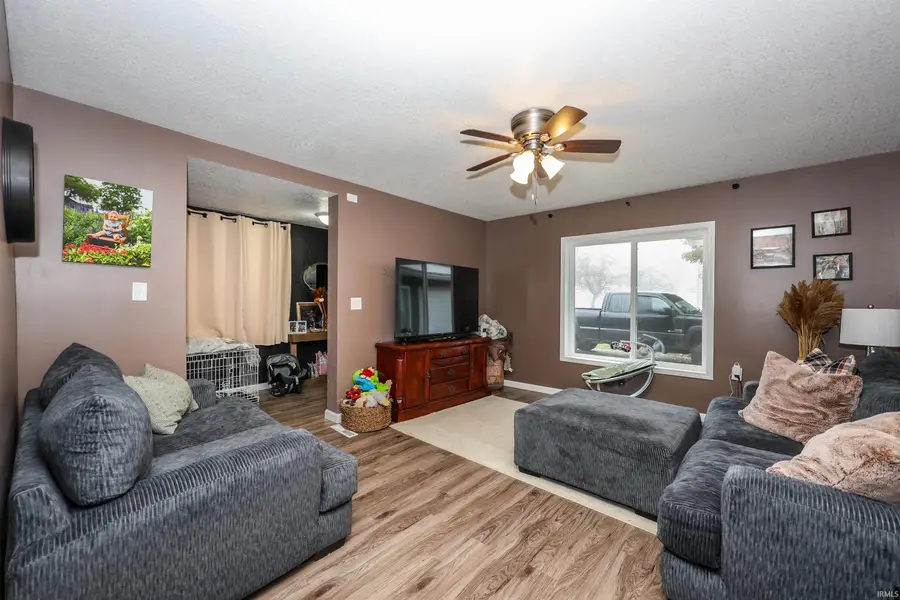 706 S Wayne Street, Hamilton, IN 46742 - #3