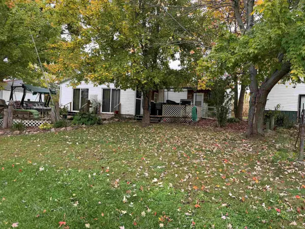 3368 W Hill Drive, Columbia City, IN 46725