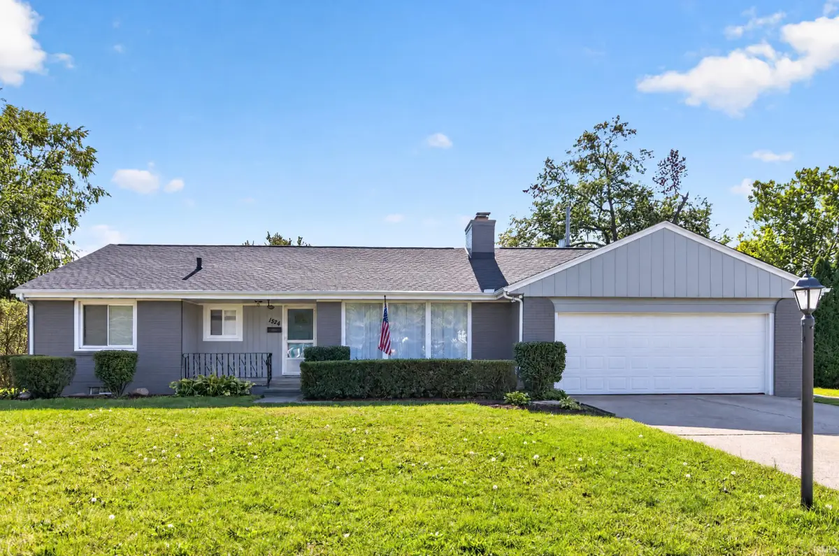 1524 Southwood Avenue, South Bend, IN 46615 - #1