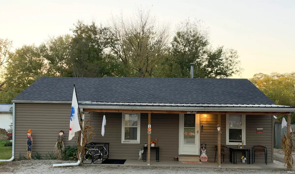7909 S Tennessee Street, Daleville, IN 47334 - #1