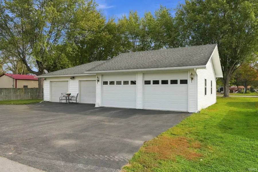 1558 Charles Street, Huntington, IN 46750 - #3