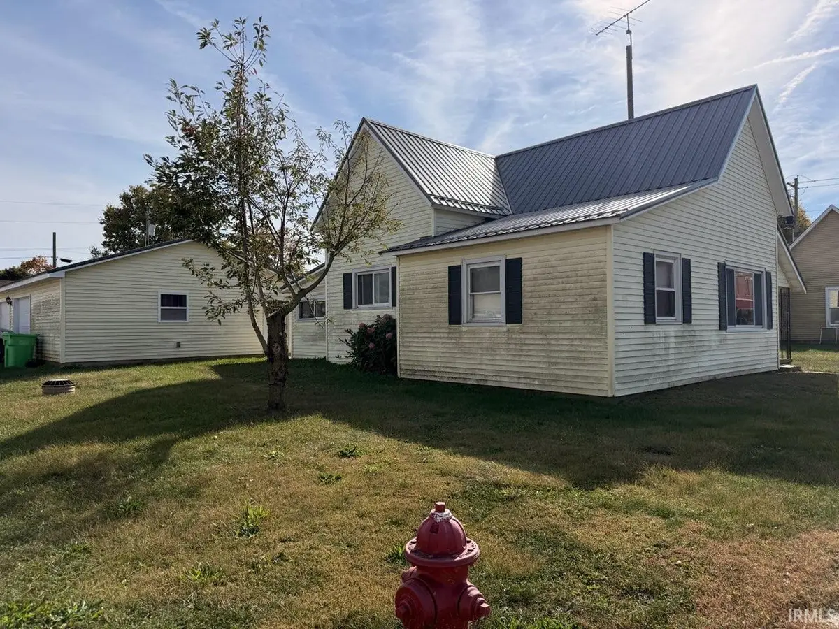 109 N Wabash Street, New Richmond, IN 47967 - #1