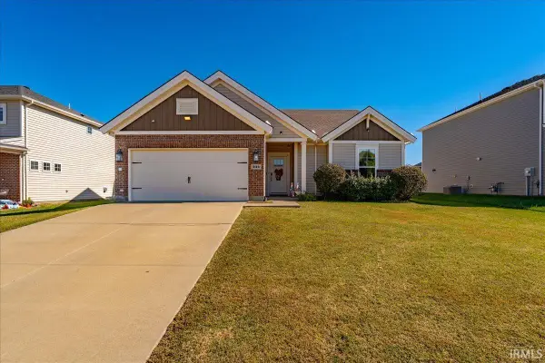 3114 Capstone Court, Newburgh, IN 47630