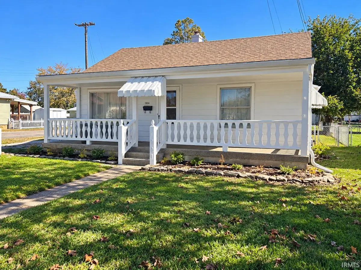 1304 Meridian Street, Shelbyville, IN 46176 - #1