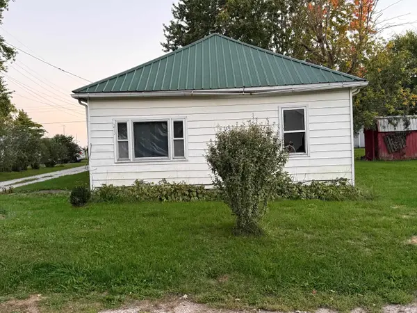 213 W Dailey Street, Amboy, IN 46911