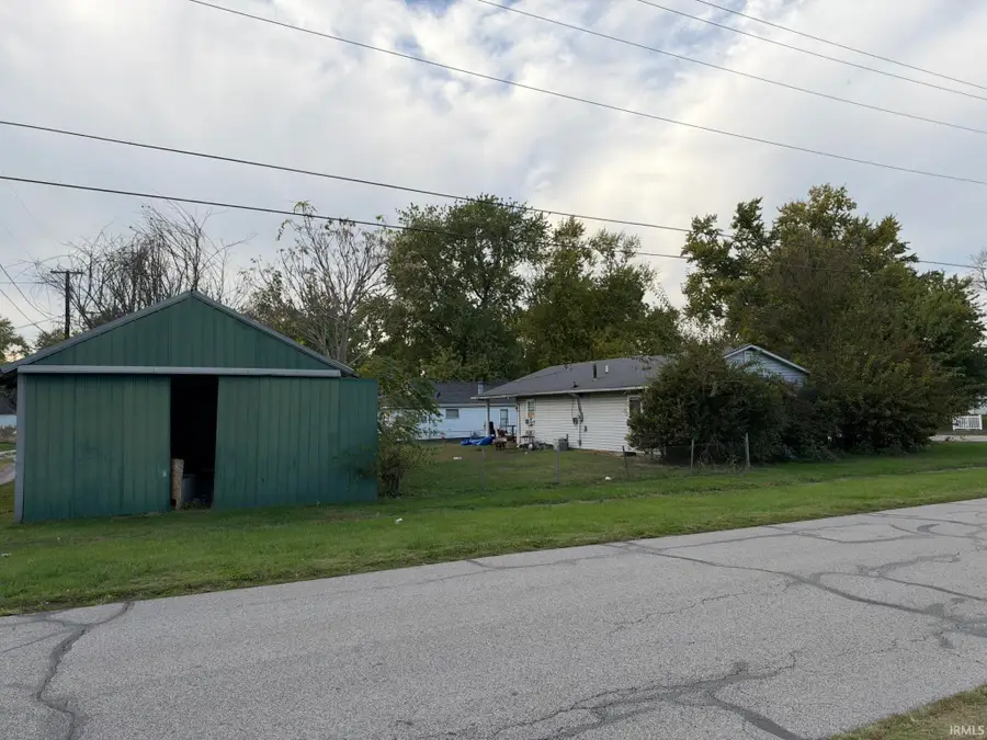 1601 North Street, Washington, IN 47501 - #3
