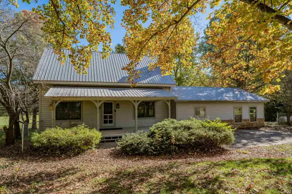 10605 N 400, Roanoke, IN 46783