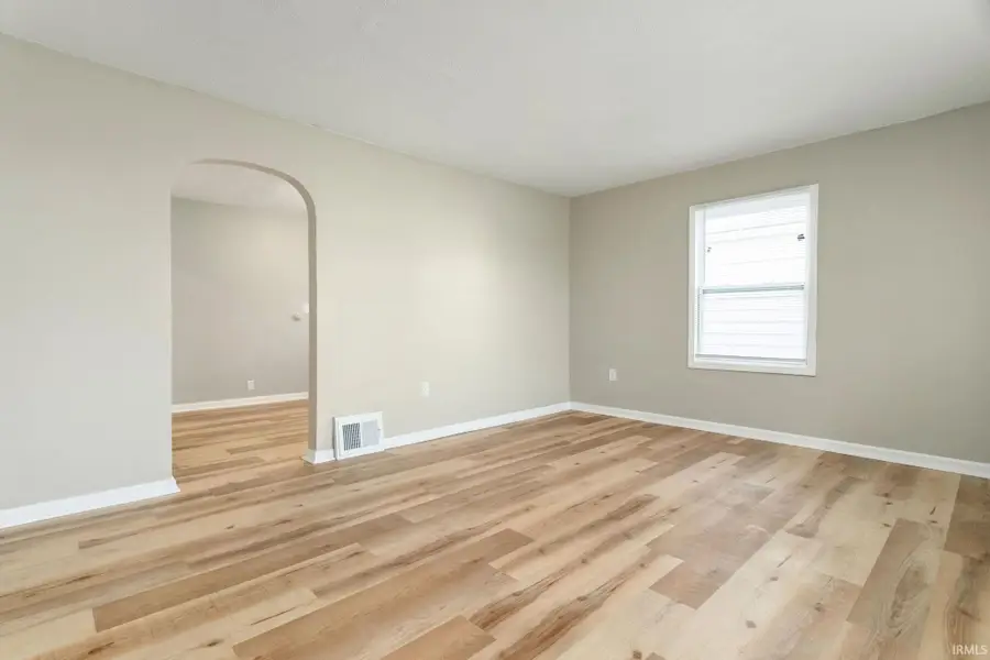 518 E Irvington Avenue, South Bend, IN 46614 - #3