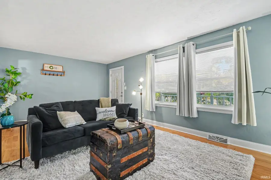 202 Timber Lane, South Bend, IN 46615 - #3