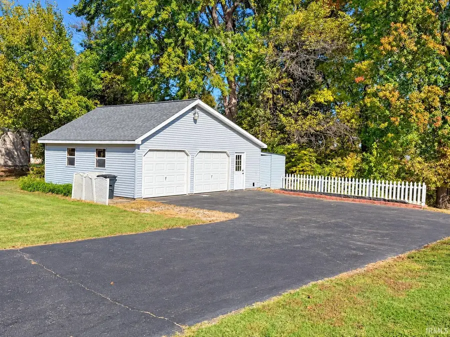 3433 Montgomery Lane, Newburgh, IN 47630 - #2