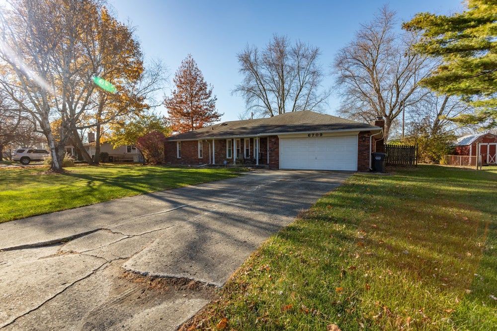 6709 Jackson Street, Anderson, IN 46013 ERA
