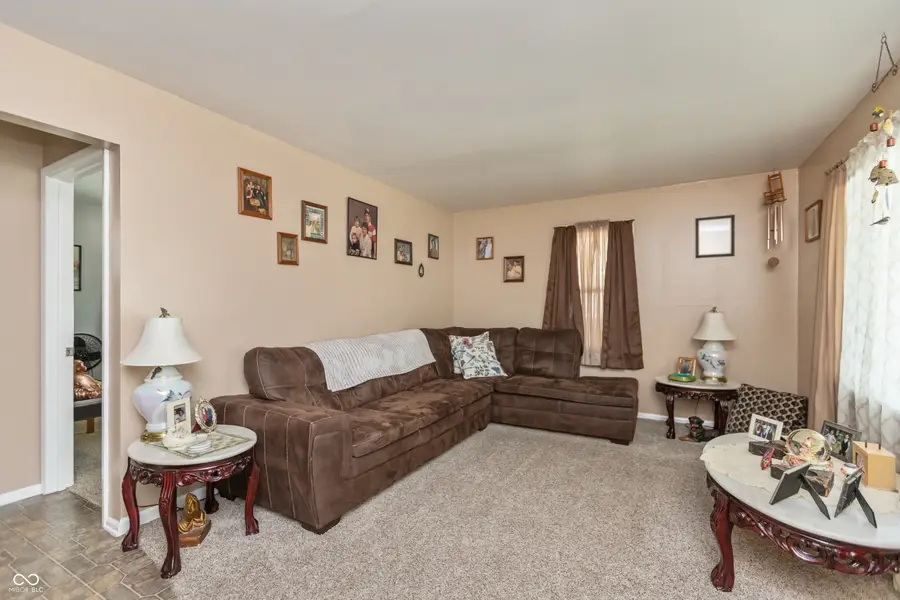 608 E 14th Street, Seymour, IN 47274 - #3