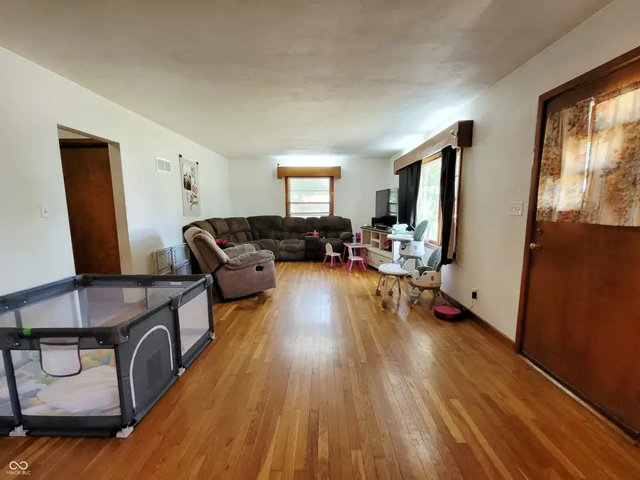 10573 W County Road 1200 S, Westport, IN 47283 - Image #2