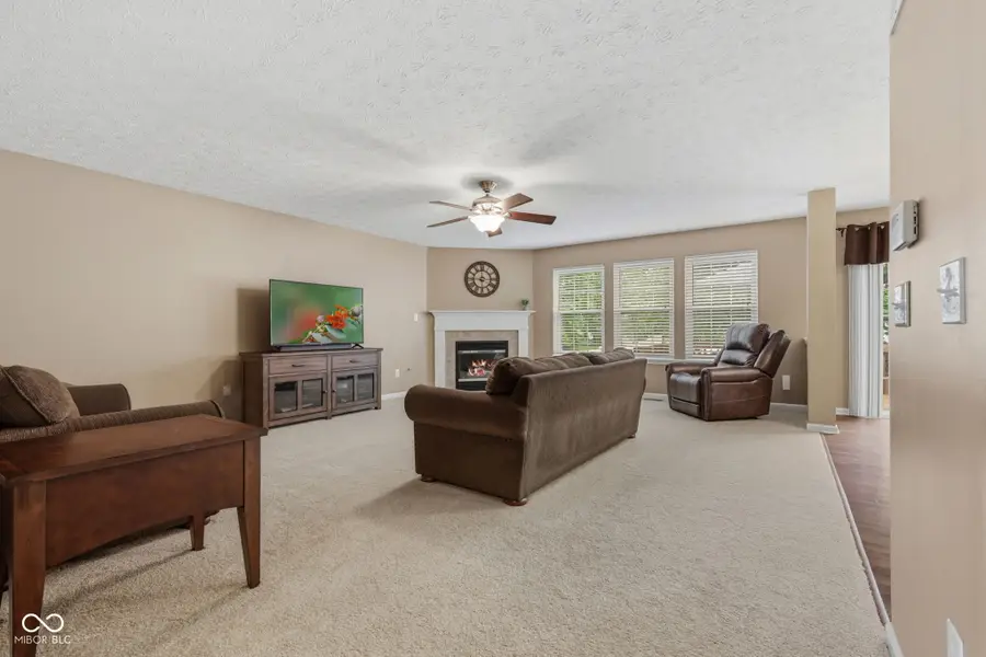 11809 Holbrook Close, Fishers, IN 46037 - #3