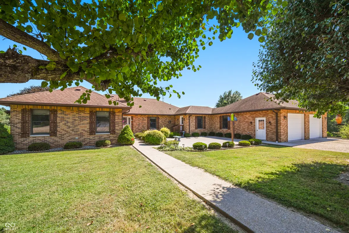 6813 E County Road 200 N, Greensburg, IN 47240 - Image #1