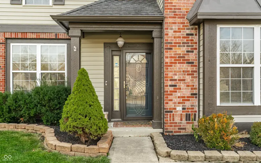 349 Cobblesprings Court, Avon, IN 46123 - Image #2