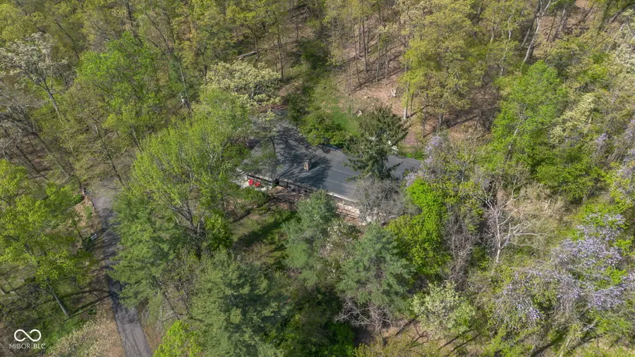 9806 Raintree Drive N, Columbus, IN 47201 - Image #3