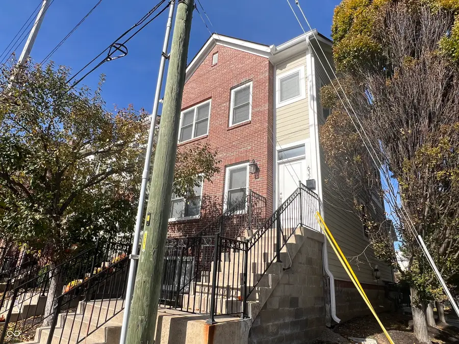 632 E 11th Street, Indianapolis, IN 46202 - Image #2