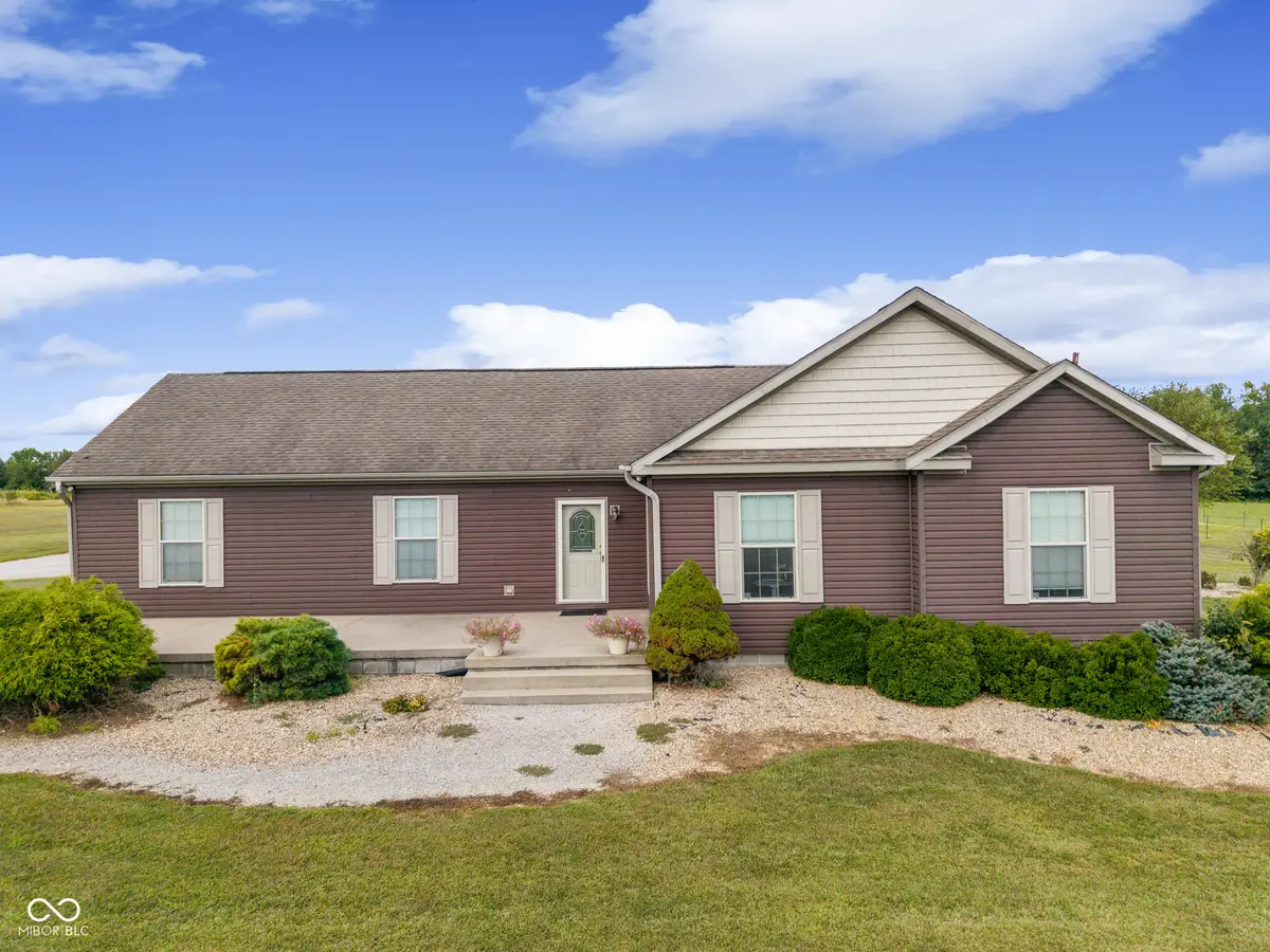 11972 E County Road 50 N, Seymour, IN 47274 - #1