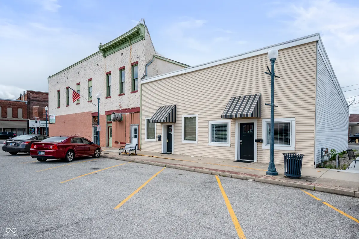 16 N Washington Street, Knightstown, IN 46148 - Image #1