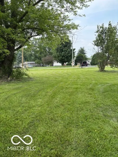 321 E Santee Drive, Greensburg, IN 47240 - Image #3