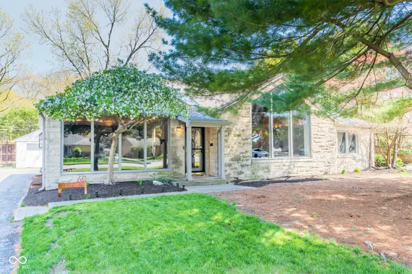 60 Kessler Boulevard East Drive, Indianapolis, IN 46220