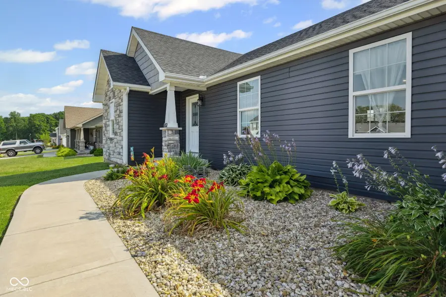 202 Diamond Lane, Crawfordsville, IN 47933 - Image #2