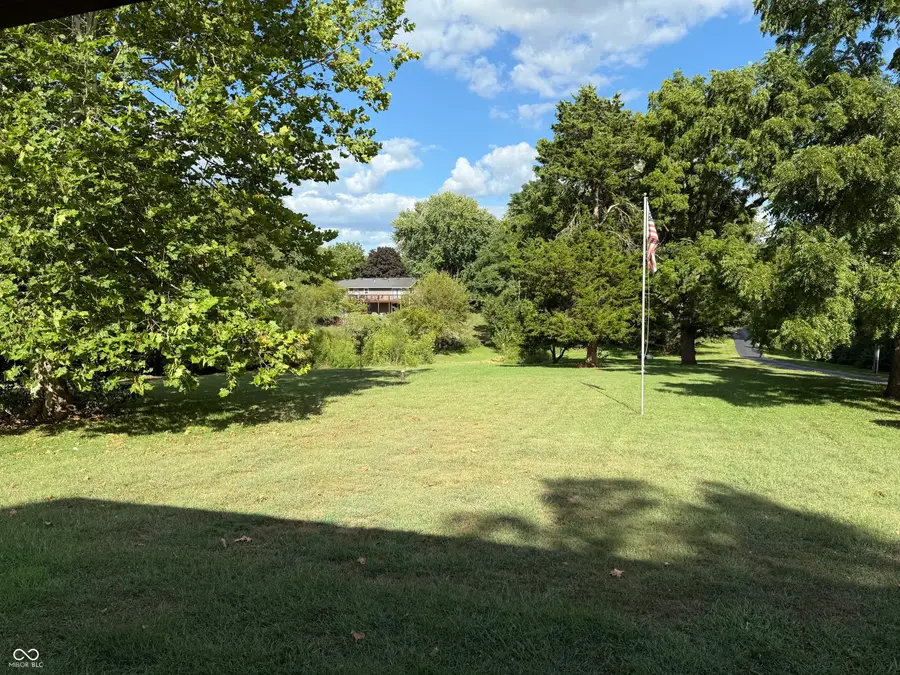 5668 S 50 W, Trafalgar, IN 46181 - #2