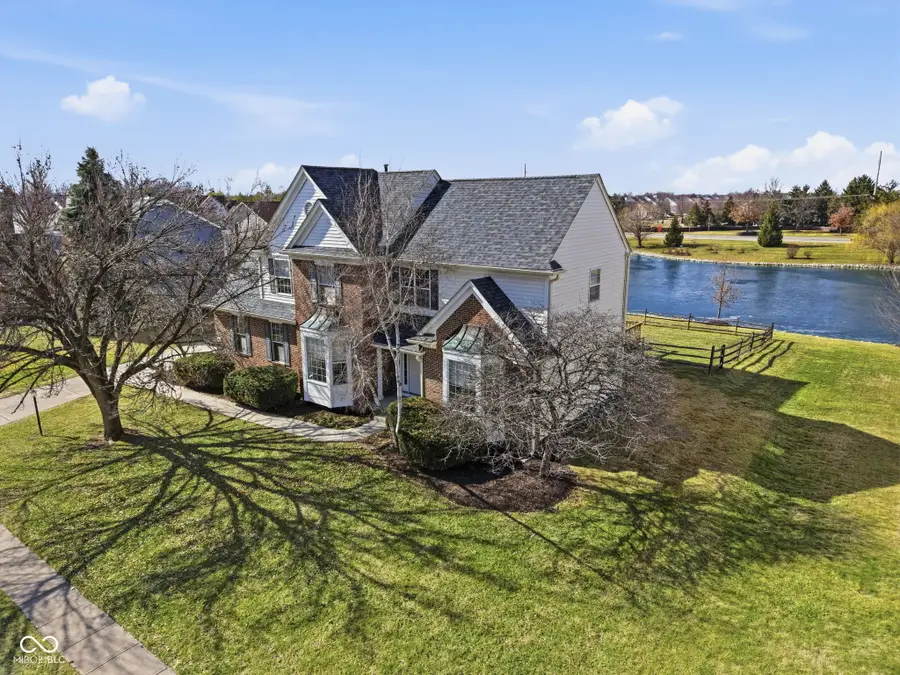 319 W Columbine Lane, Westfield, IN 46074 - #2