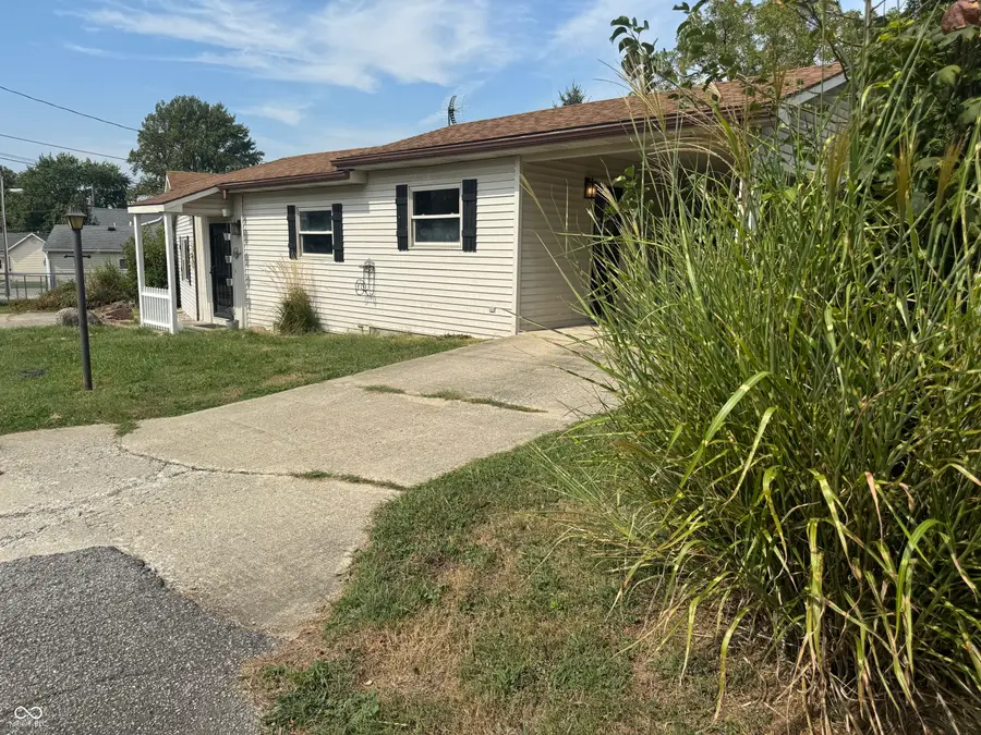 310 W Central Avenue, Greensburg, IN 47240 - #2