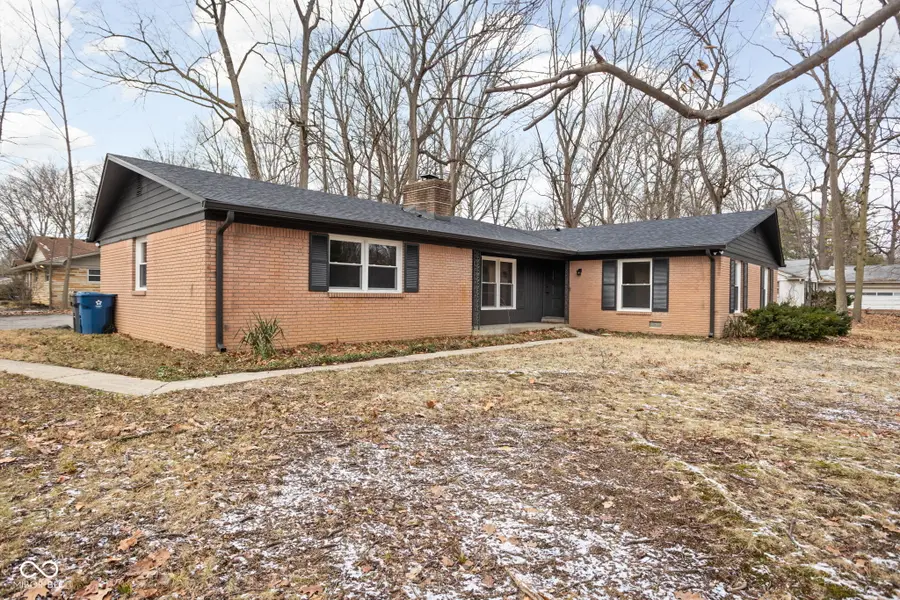 9114 Crestview Drive, Indianapolis, IN 46240 - Image #2