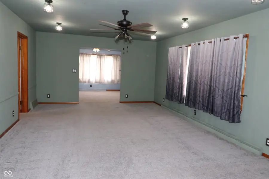 102 W Bryant Street, Greensburg, IN 47240 - Image #2