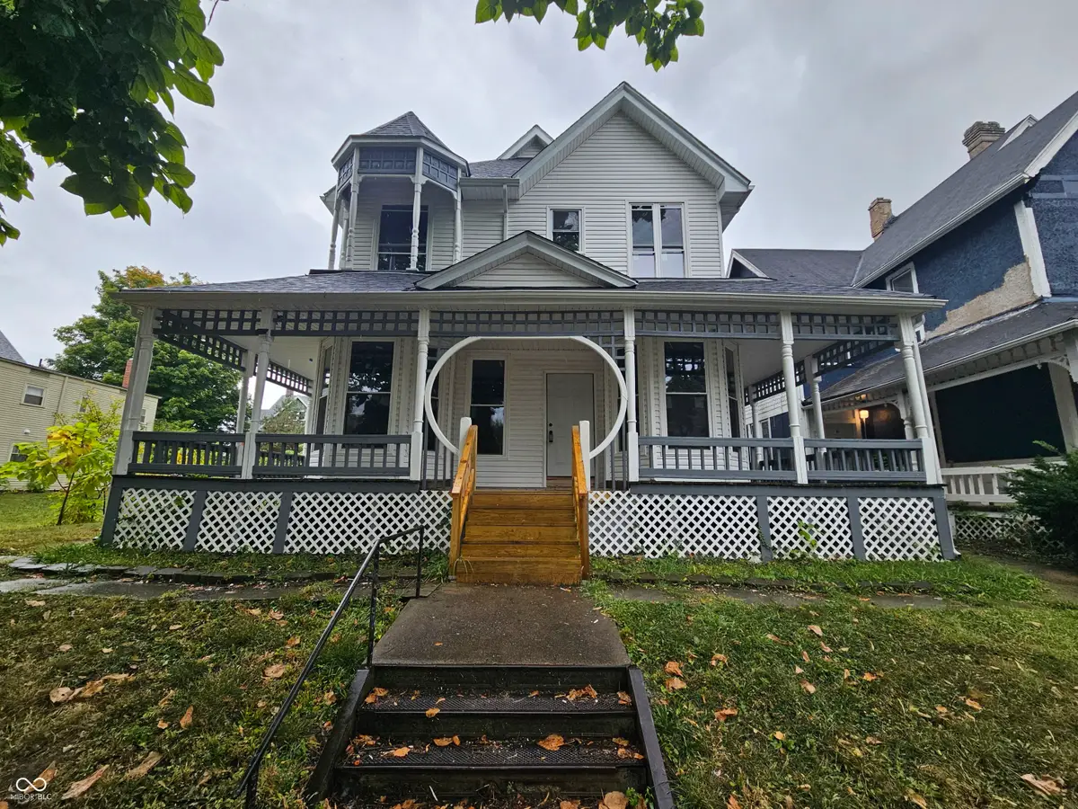 415 W Howard Street, Muncie, IN 47305 - #1