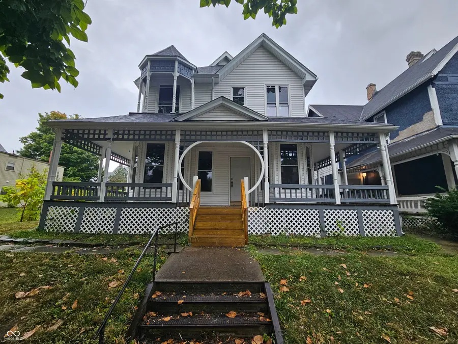 415 W Howard Street, Muncie, IN 47305 - #2