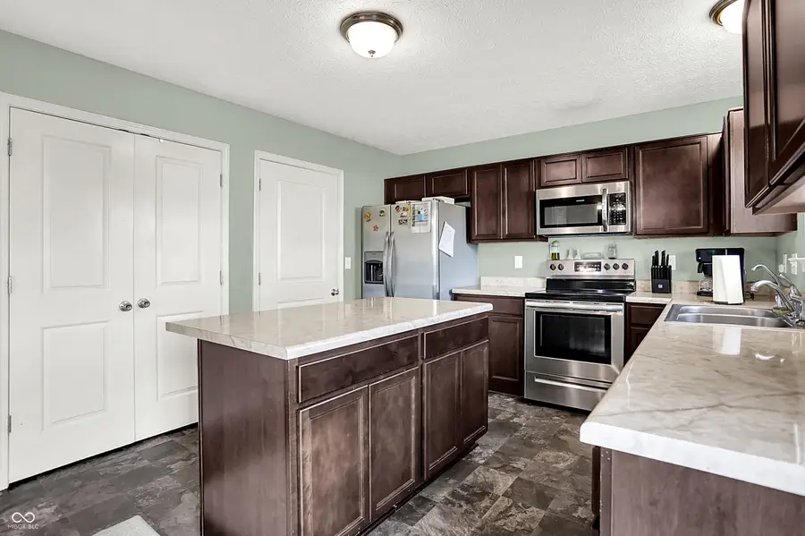 6406 Pinebark Place, Indianapolis, IN 46217 - Image #3