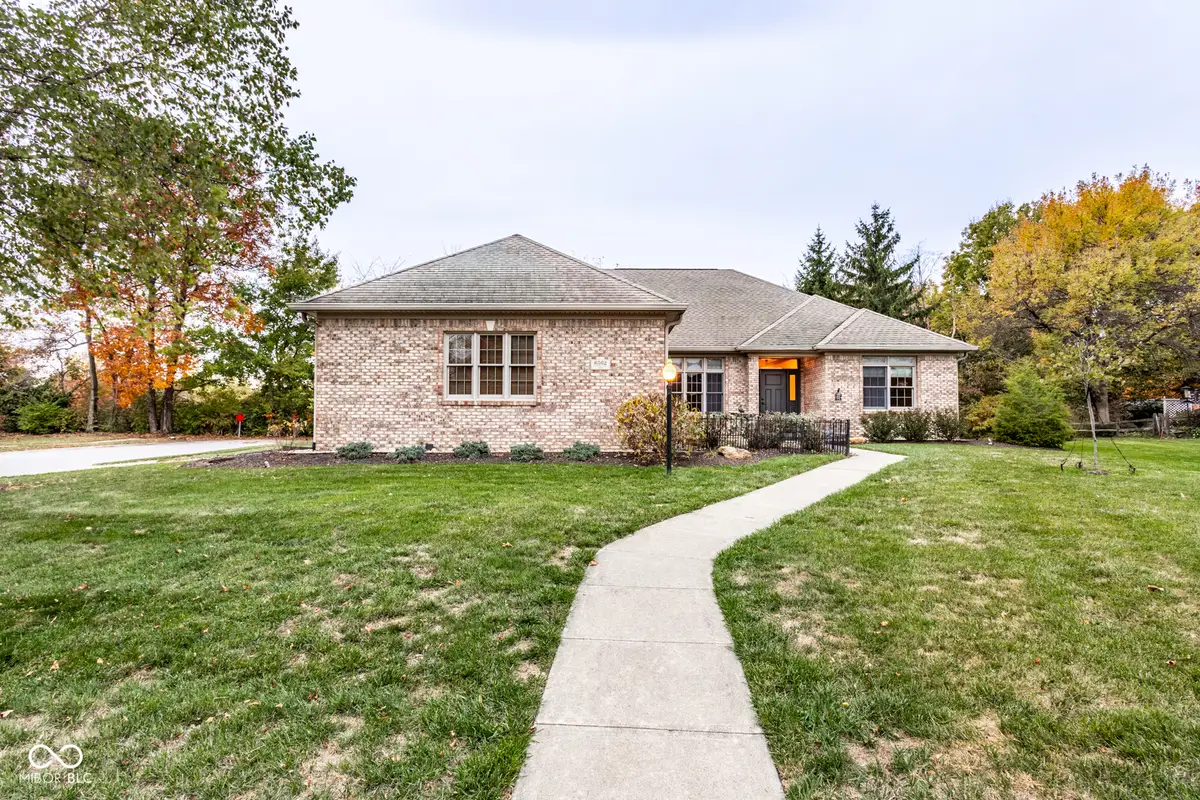 6562 English Oak Lane, Avon, IN 46123 - Image #1