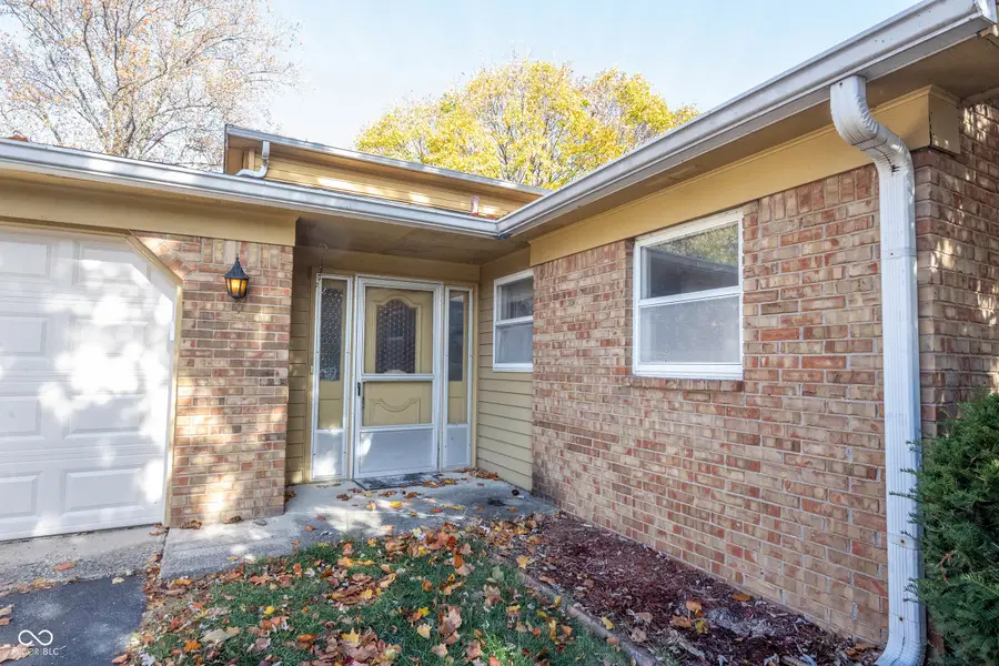316 E City Center Drive, Carmel, IN 46032 - Image #2
