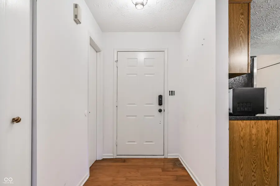 6534 Miramar Court, Indianapolis, IN 46250 - Image #3