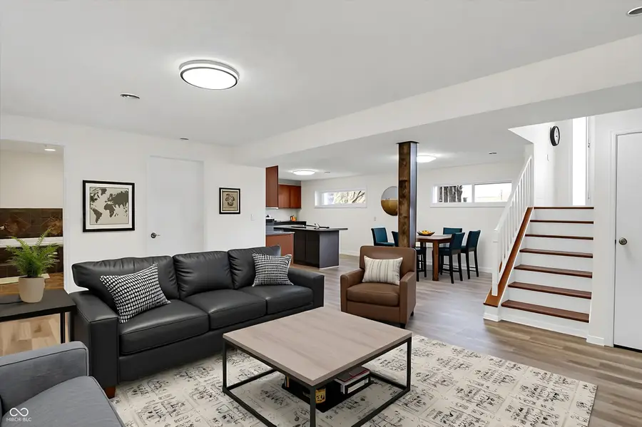 921 Windsor Drive, Shelbyville, IN 46176 - Image #3