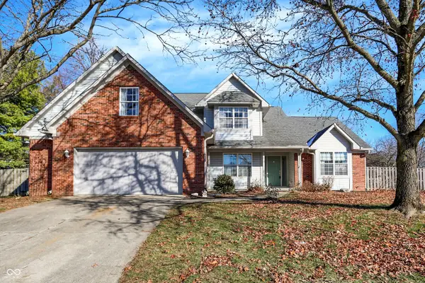 1498 Macintosh Court, Avon, IN 46123
