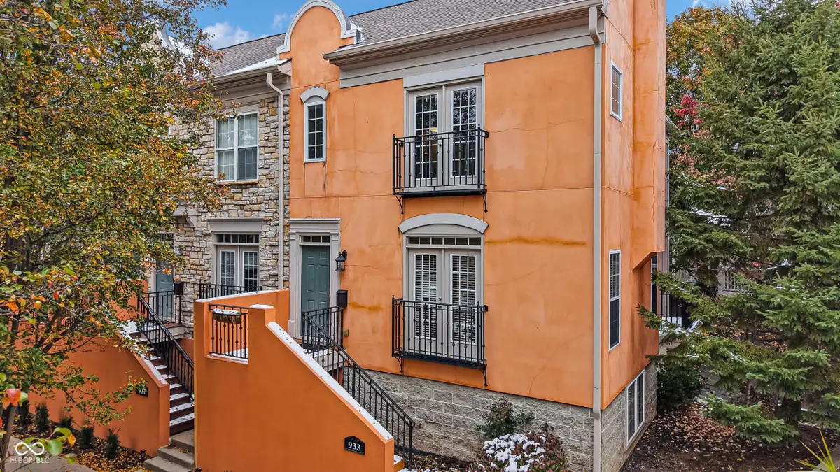 933 Spur Lane, Indianapolis, IN 46220 - Image #1