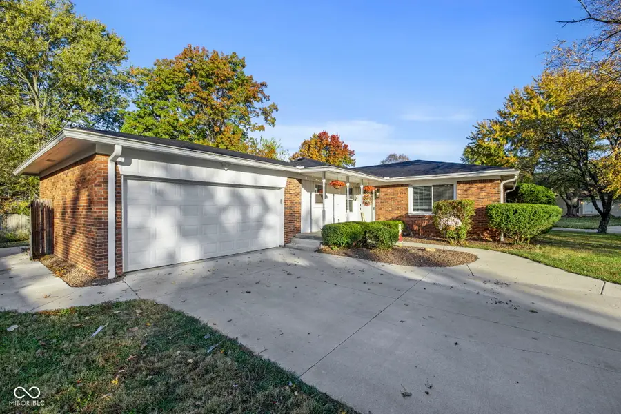 7948 Rockridge Court, Indianapolis, IN 46268 - Image #2